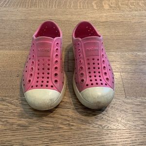 Natives pink size c10